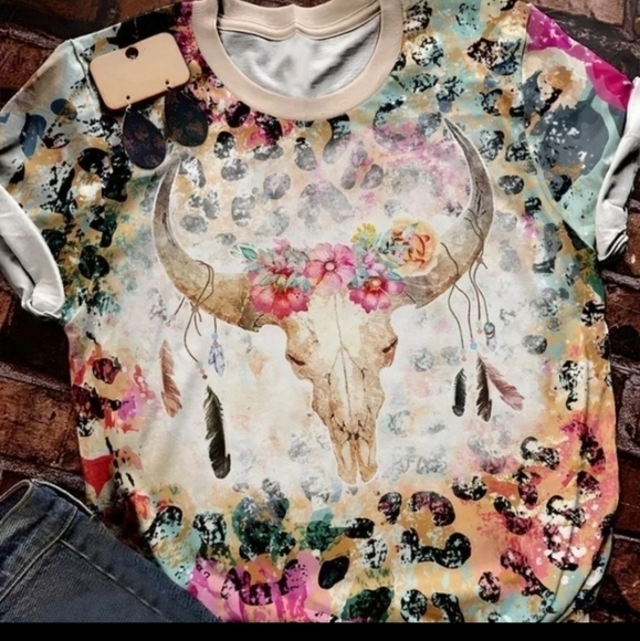 TIE DYE BULLS HEAD GYPSY STYLE TEE - Picture 4 of 8